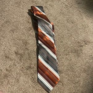 Brown and burnt orange Arrow Tie